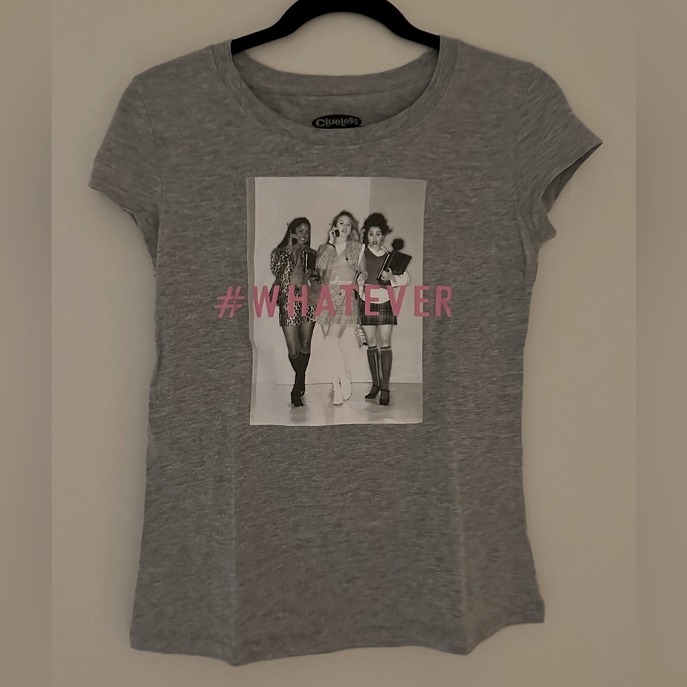 Clueless #Whatever Gray Tshirt, Short Sleeves, good condition and quality!